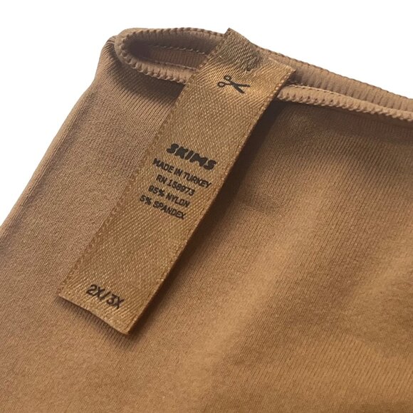 SKIMS Essential Crew Neck Sleeveless Bodysuit Camel 2X/3X - Picture 5 of 10